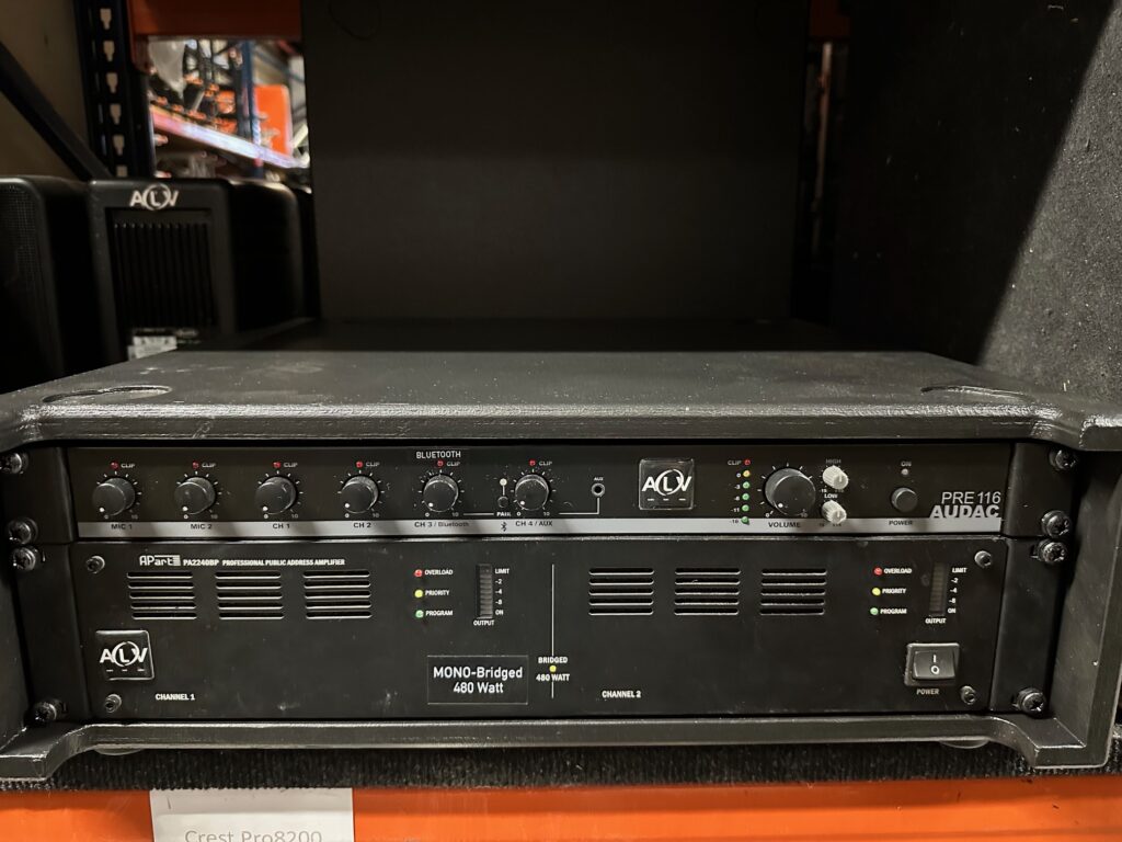 Apart PA2240 + incl. PRE116 mixer 100volt versterker 1x480Watt